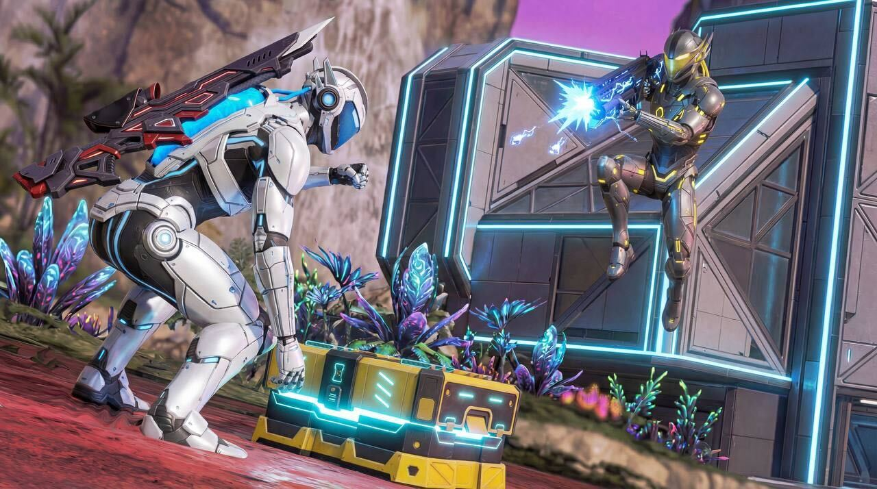 Planet-X Mobile gameplay with two armored characters